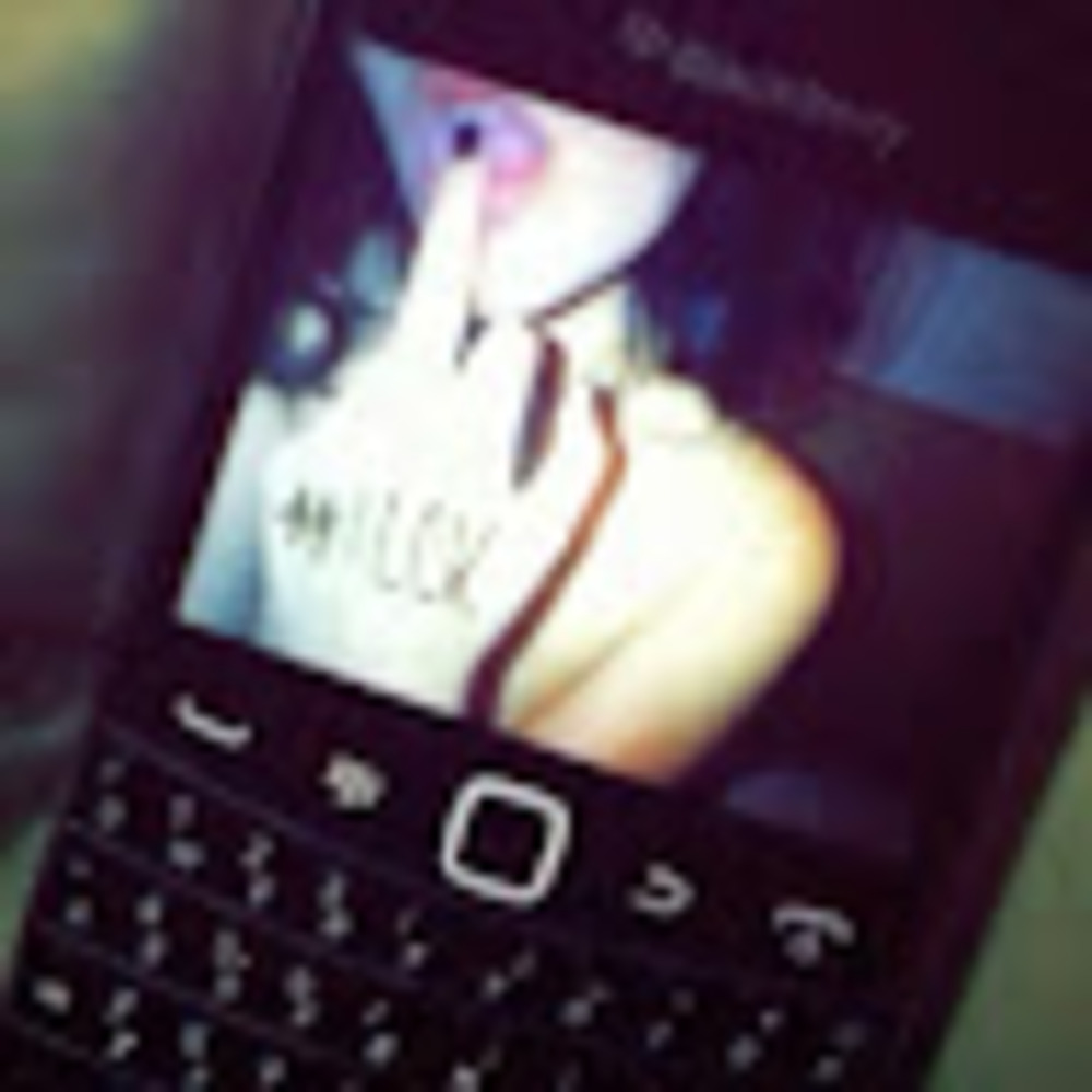 Meet your Posher, Alyson